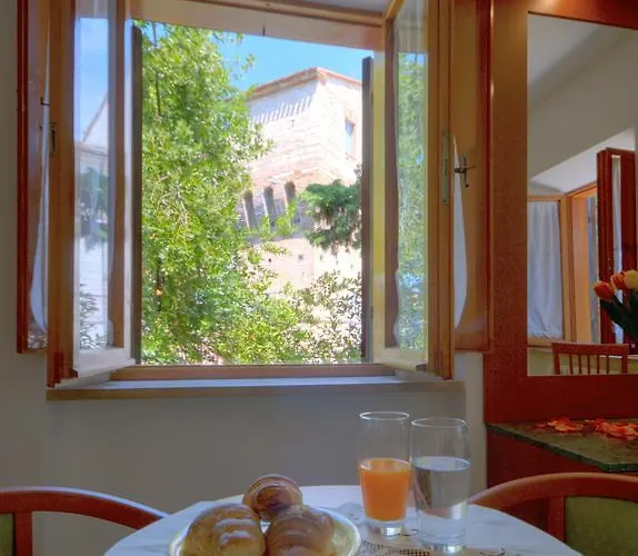 Gigli ゲストハウス シローロ